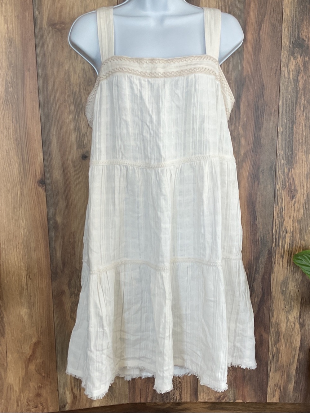 Tommy Bahama Cream Tiered Tank Sleeveless Midi Dress M 352B